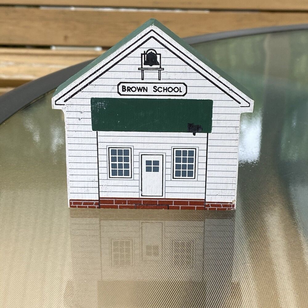 1991 Cat's Meow Brown School Ohio Amish Series